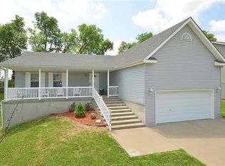 1312 Fox Run Trl, Platte City, MO 64079