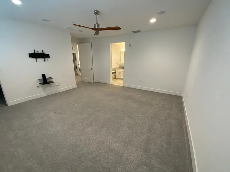 740 Tranquility Cir #2 — Photo 19