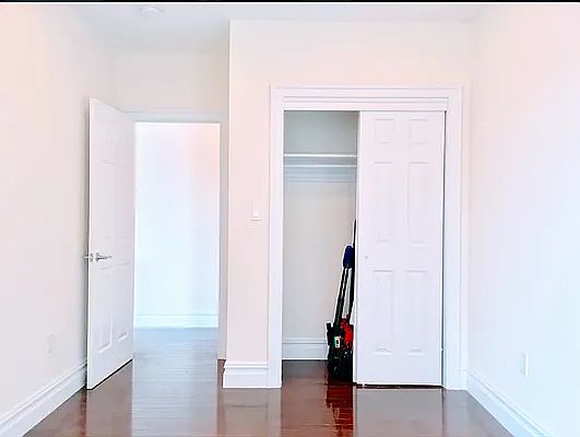4th image of 3489 Broadway #58