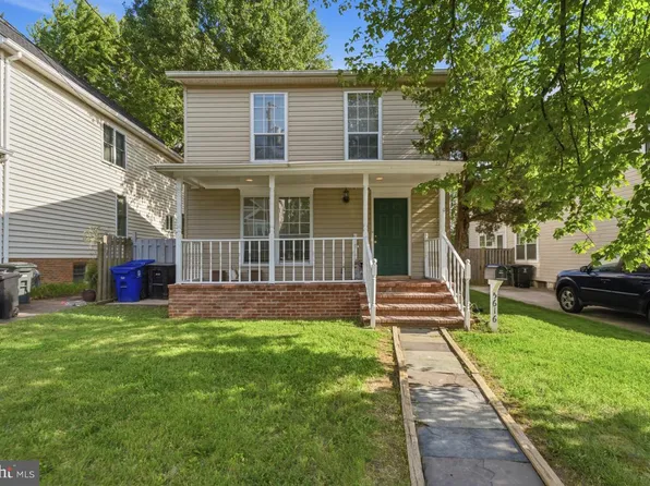 5616 8th St N, Arlington, VA 22205