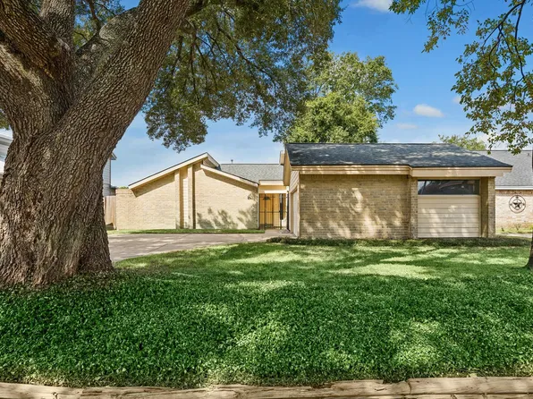 7619 Athlone Dr, Houston, TX 77088