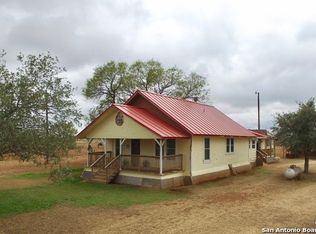 2060 County Road 332, Jourdanton, TX 78026