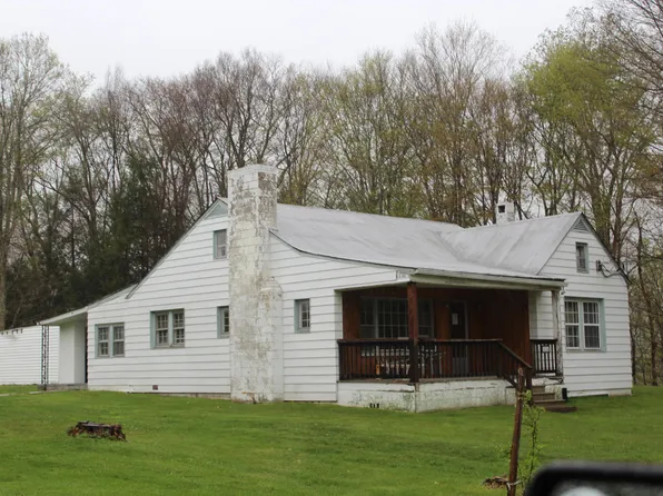 404 State Route 13/5, Mount Nebo, WV 26679