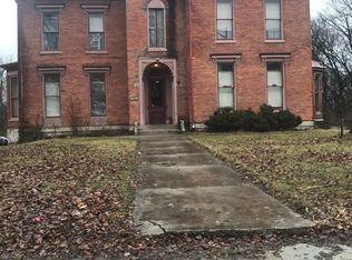 736 E High St APT 3, Springfield, OH 45505