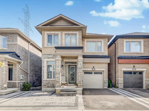 1097 Cameo St, Pickering, ON L1X 0L7