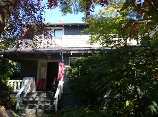 7028 17th Ave NE, Seattle, WA 98115