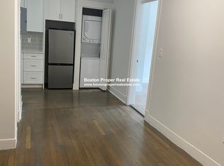 81 Park Dr APT 3, Boston, MA 02215