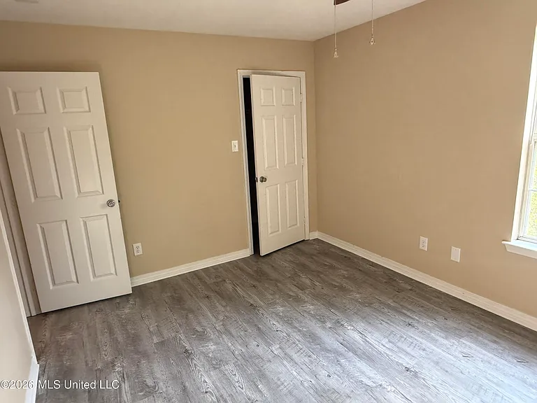 1339 Foxwood Pl — Photo 13
