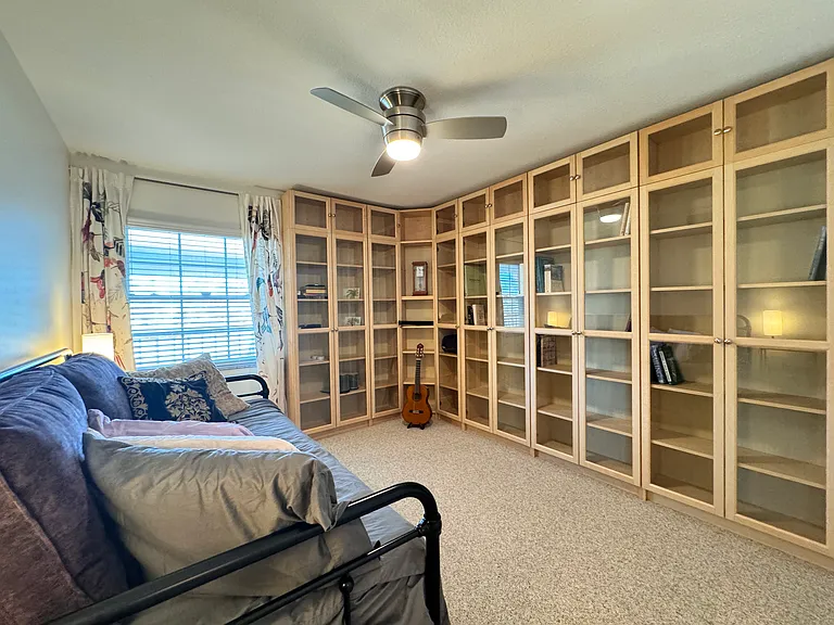 1155 Edgewater Cir — Photo 29