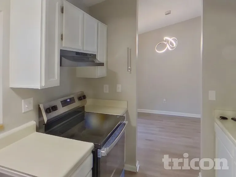 4820 Jet Wing Cir W — Photo 4