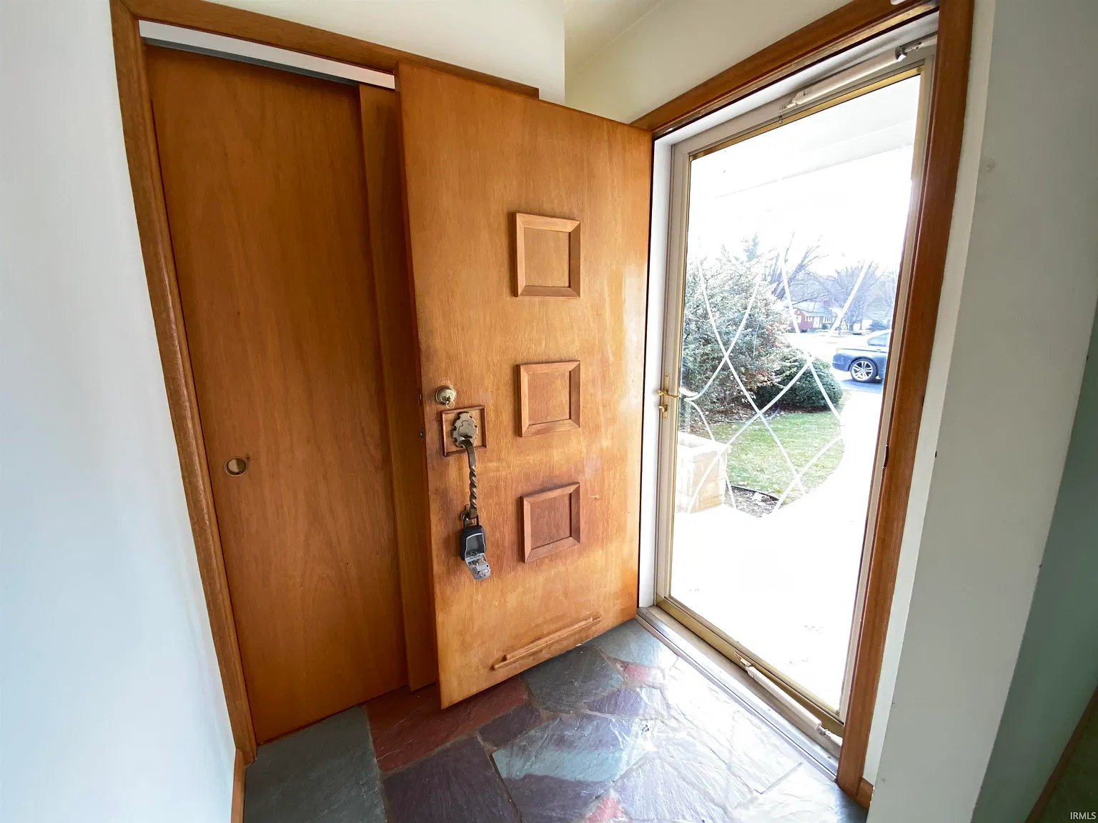 3 bed, 2.0 bath, 1814 sqft, $2,000 — Photo 4