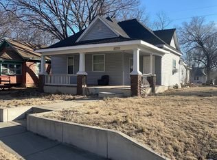 2030 SW Clay St, Topeka, KS 66604