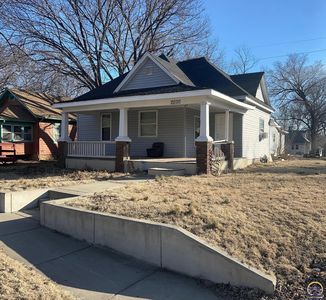 2030 SW Clay St, Topeka, KS, 66604