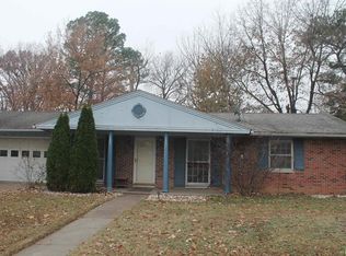 108 S Hewitt St, Carbondale, IL 62901