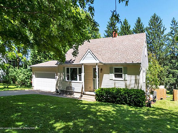 2nd image of 14927 Hardtke Dr