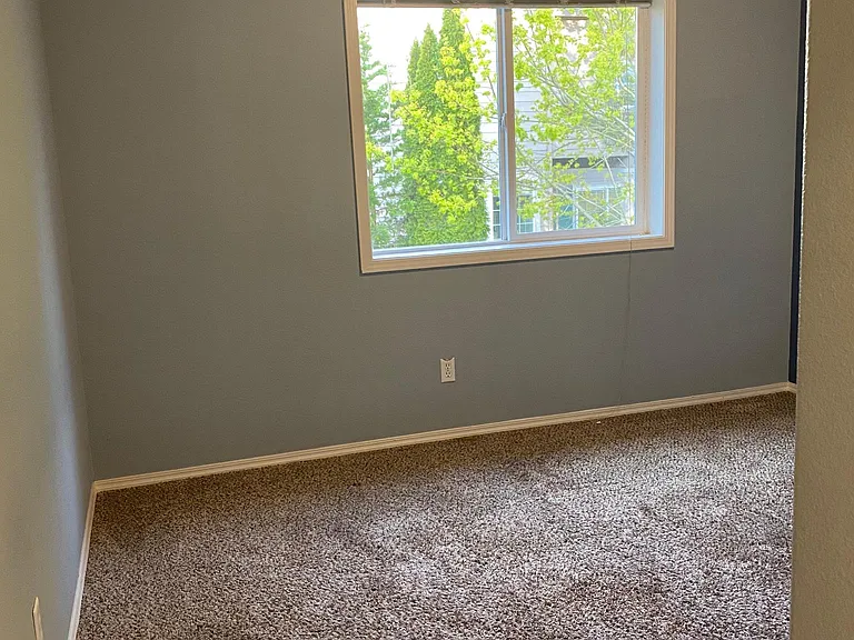 3rd Bedroom Upstairs