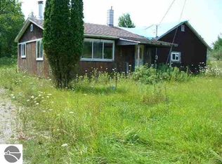 5898 E Rose City Rd, Hale, MI 48739