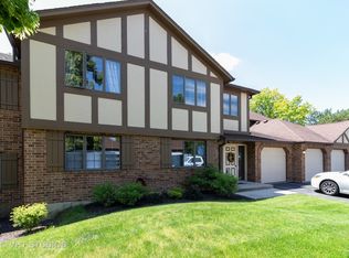 7851 Golf Dr #2B, Palos Heights, IL 60463