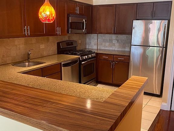 3rd image of 14341 84th Dr APT 4