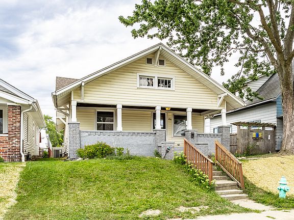 2nd image of 1206 Comer Ave