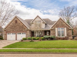 2168 E Park Dr, Uniontown, OH
