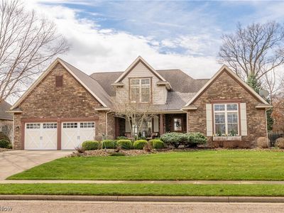 2168 E Park Dr, Uniontown, OH, 44685