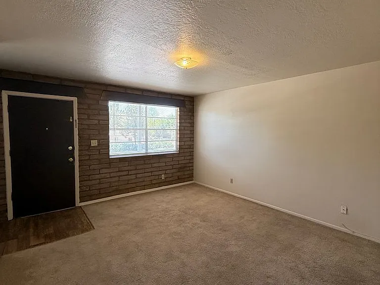 2500 Hagerty Rd — Photo 4
