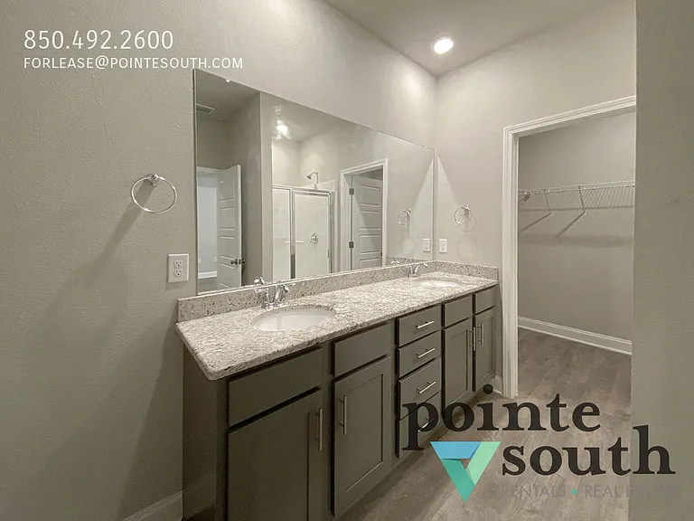 31436 Memphis Loop — Photo 10