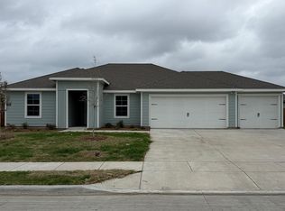 406 American Elm Dr, Nevada, TX 75173