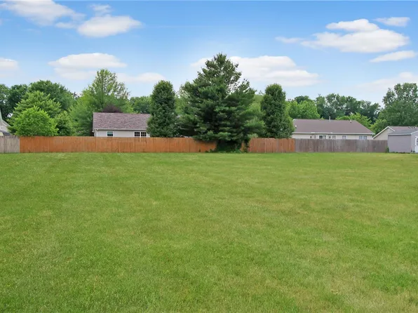 LOT 49 Hawthorne Dr, Charleston, IL 61920