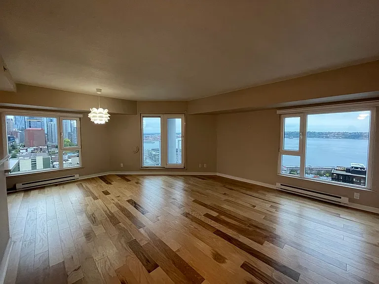 121 Vine St #2201 — Photo 3