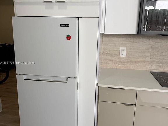 3rd image of 8600 NW 21st St #1