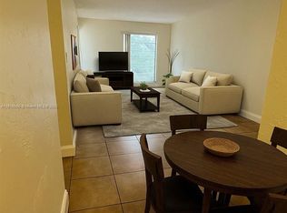 1650 S Le Jeune Rd APT 204, Coral Gables, FL 33134