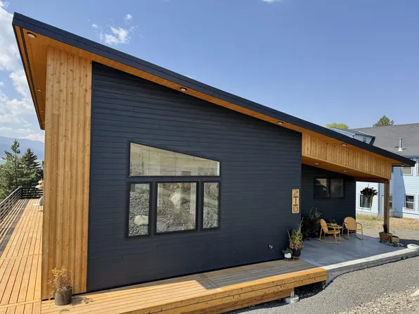 210 Pace Ave, Enterprise, OR 97828