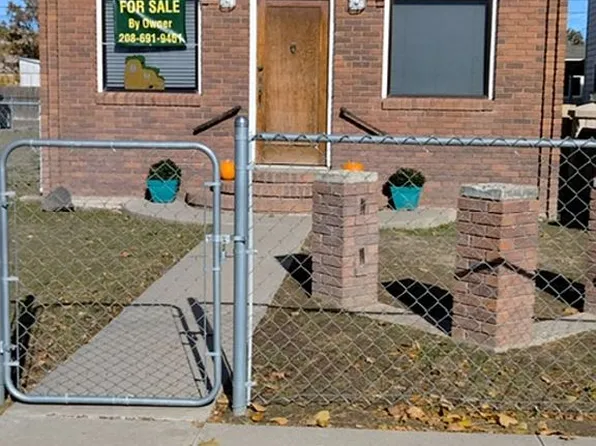 324 Broadway Ave N, Buhl, ID 83316