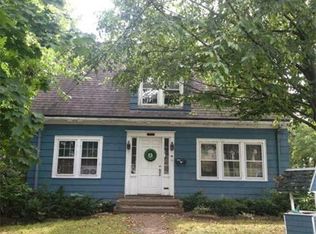 22 Coit St, Holyoke, MA 01040