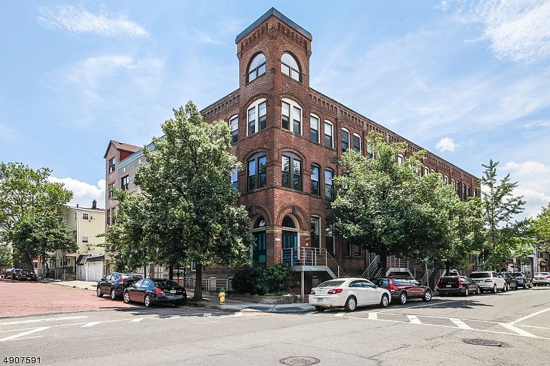 1st image of 54-60 McWhorter St #305