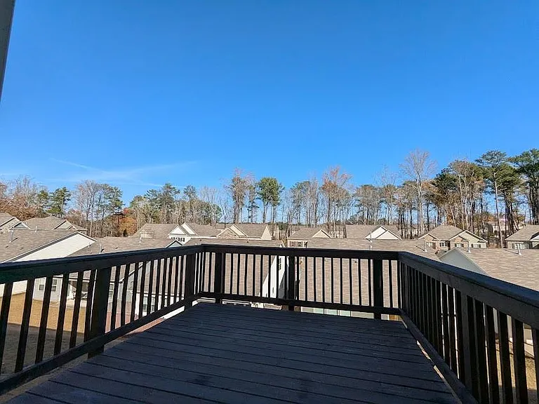 2034 Britt Dr — Photo 45
