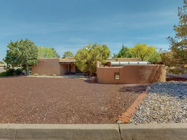 904 Brazos Pl SE, Albuquerque, NM 87123