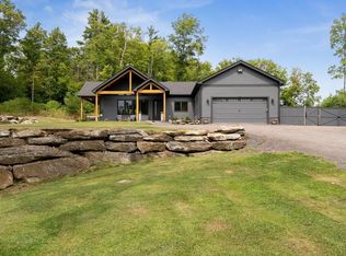 64 Henry Way, Saint George, VT 05495
