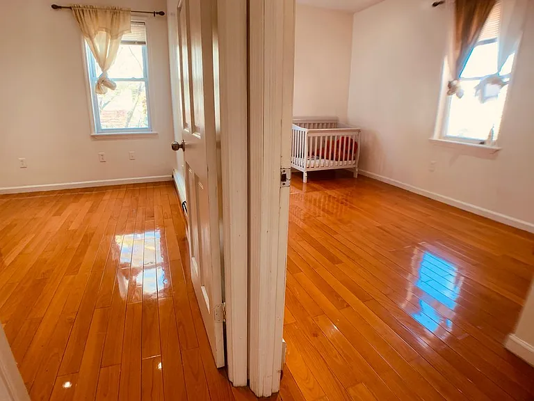 23 99th St #1 — Photo 3