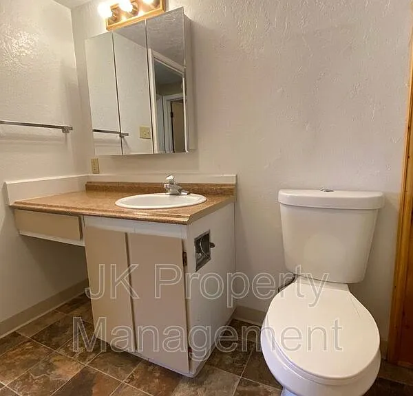 1401 2b St S #15 — Photo 8