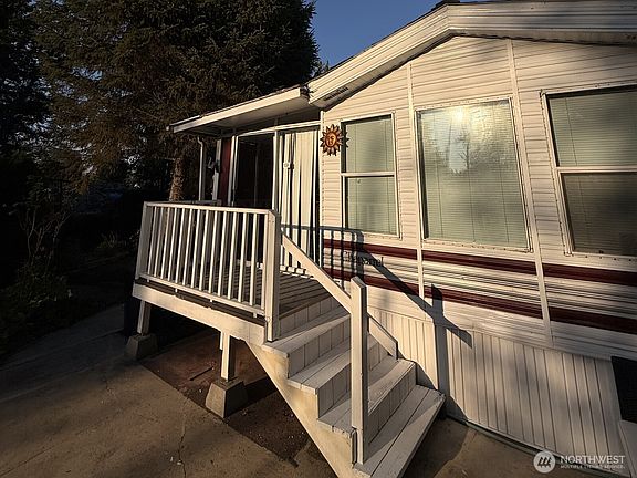 4th image of 5001 Bay Road #F87