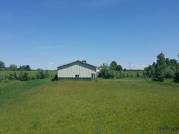 4th image of 9537 Brewster Ln NE