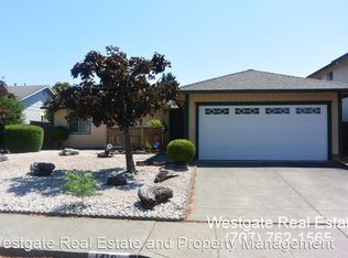 1416 Tanager Ln, Petaluma, CA