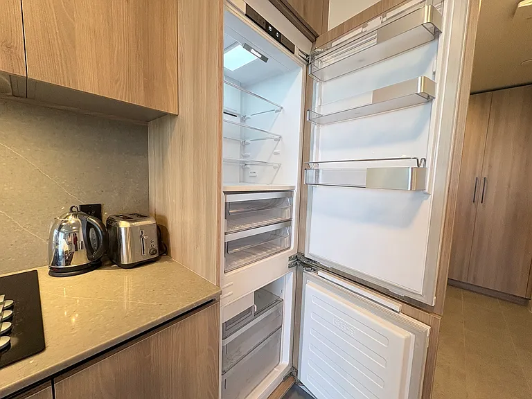 121 NE 5th St #1700 — Photo 12