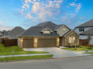 5906 Laurel Crest Ln, Sachse, TX 75048