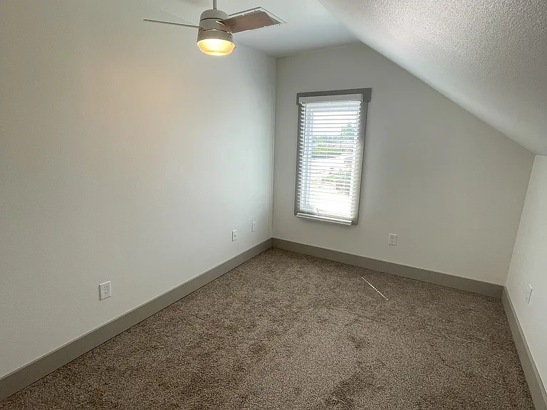 1654 N 7th St #2 — Photo 3
