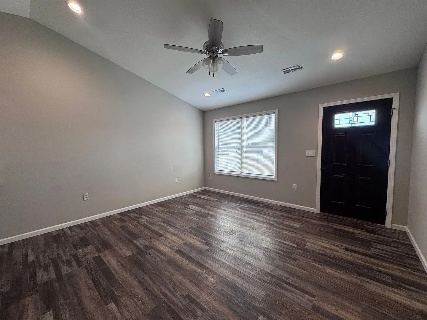 New Construction — Photo 2