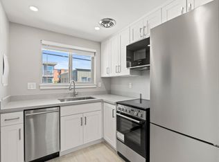 7215 Linden Ave N APT 205, Seattle, WA 98103